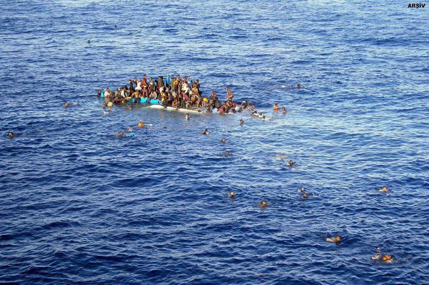 Akdeniz'de göçmenleri taşıyan bot battı: 117 ölü